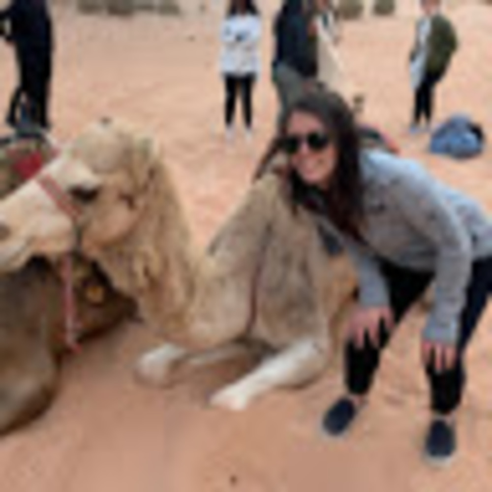 Meet your Posher, Claire